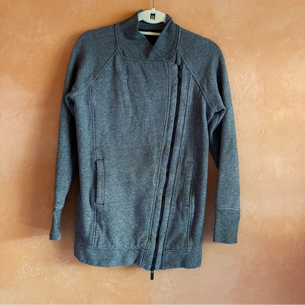 Lululemon Gray Asymmetrical Zip Jacket Women’s Small